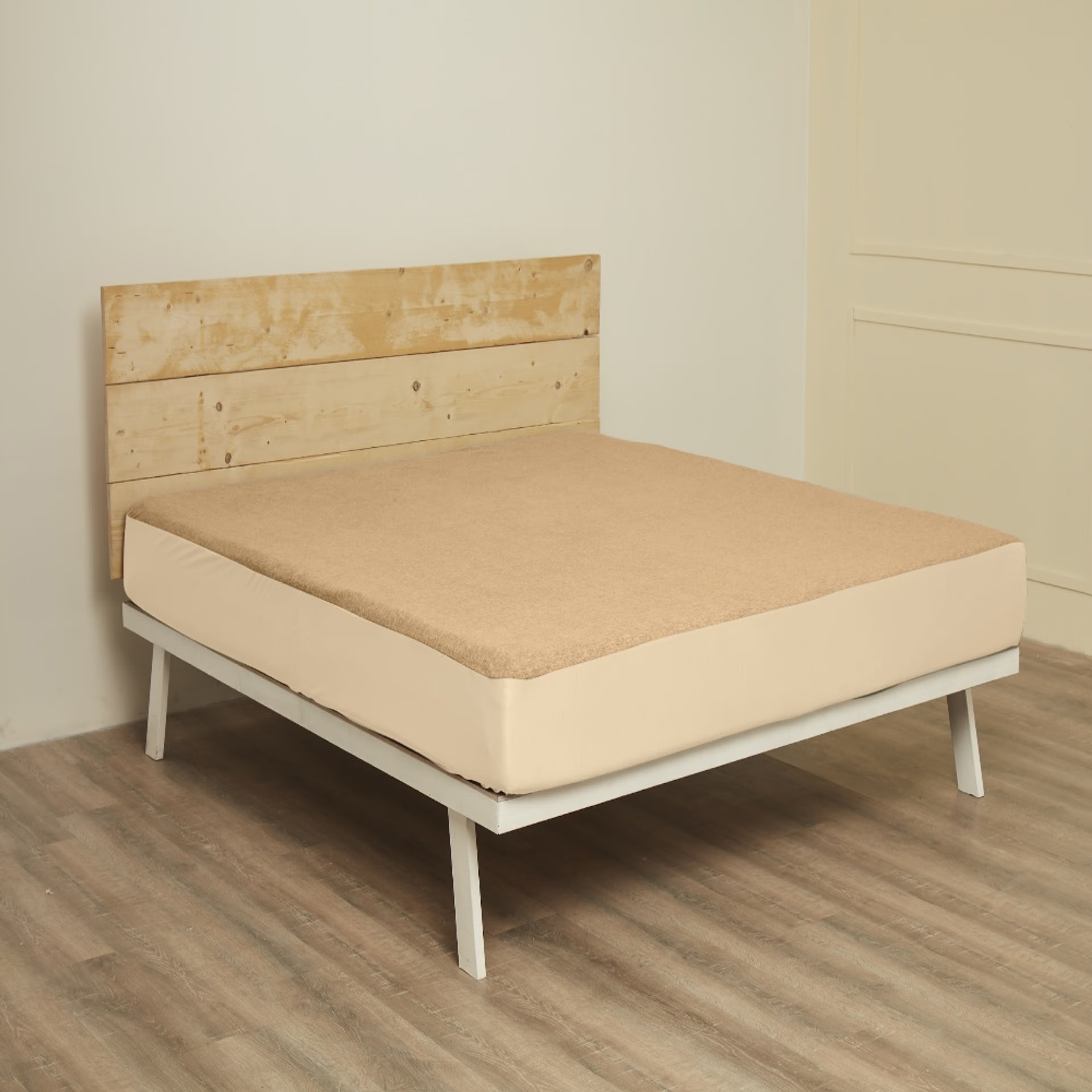 Water Proof Terry Cotton Feel Mattress Protector | Beige | Machine Washable | Super Soft Single - 72" x 42 4 Water Proof Terry Cotton Feel Mattress Protector | Beige | Machine Washable | Super Soft Single - 72" x 42\