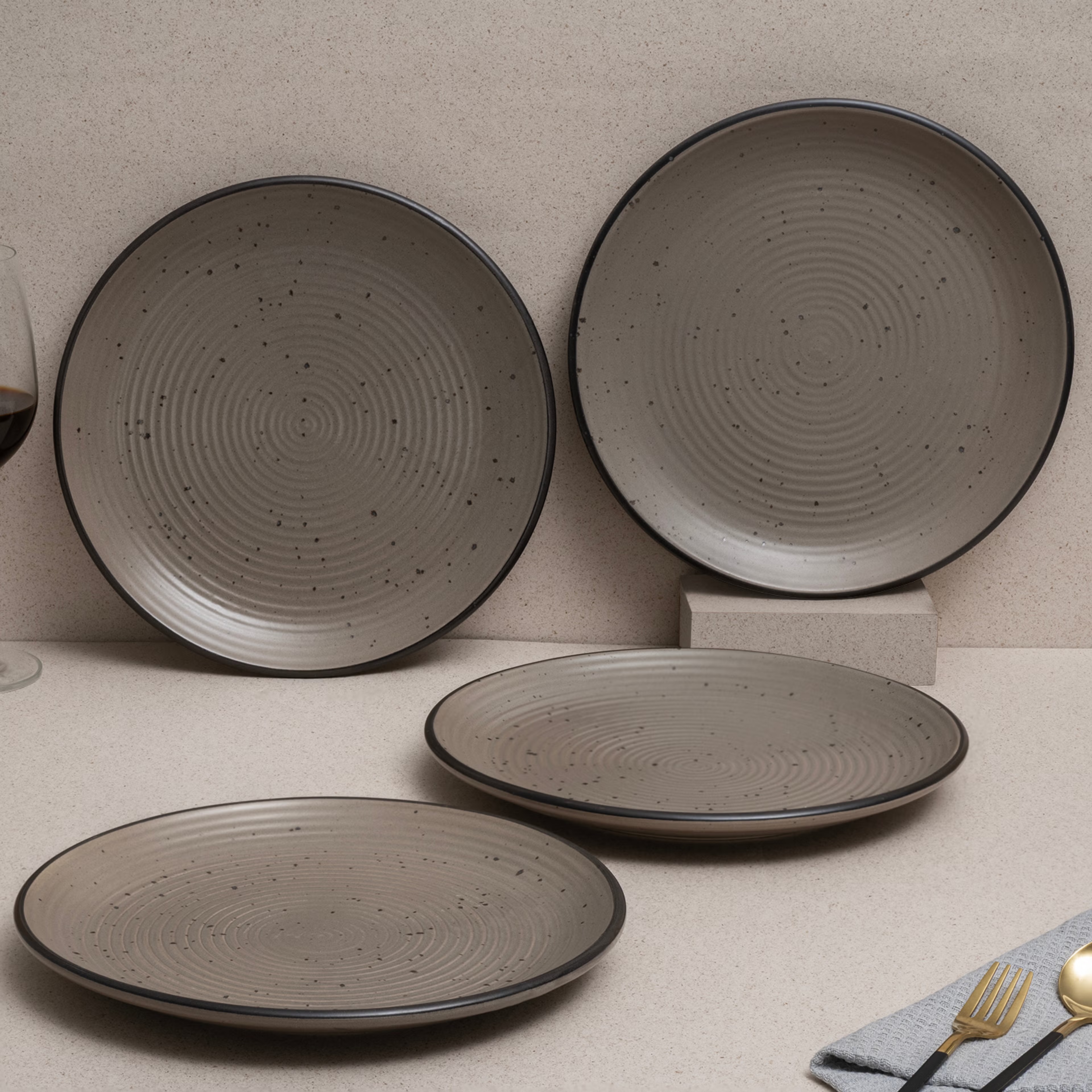 Home 25 Premium Dinner Plates | Set of 4 | 26 cm | Eco-Friendly Stoneware | Toxin Free | BPA and led Free | Microwave & Dishwasher Safe | Ideal for Gifting | Grey,Cement Matt | Feat Stoneware, Set of 4, Grey