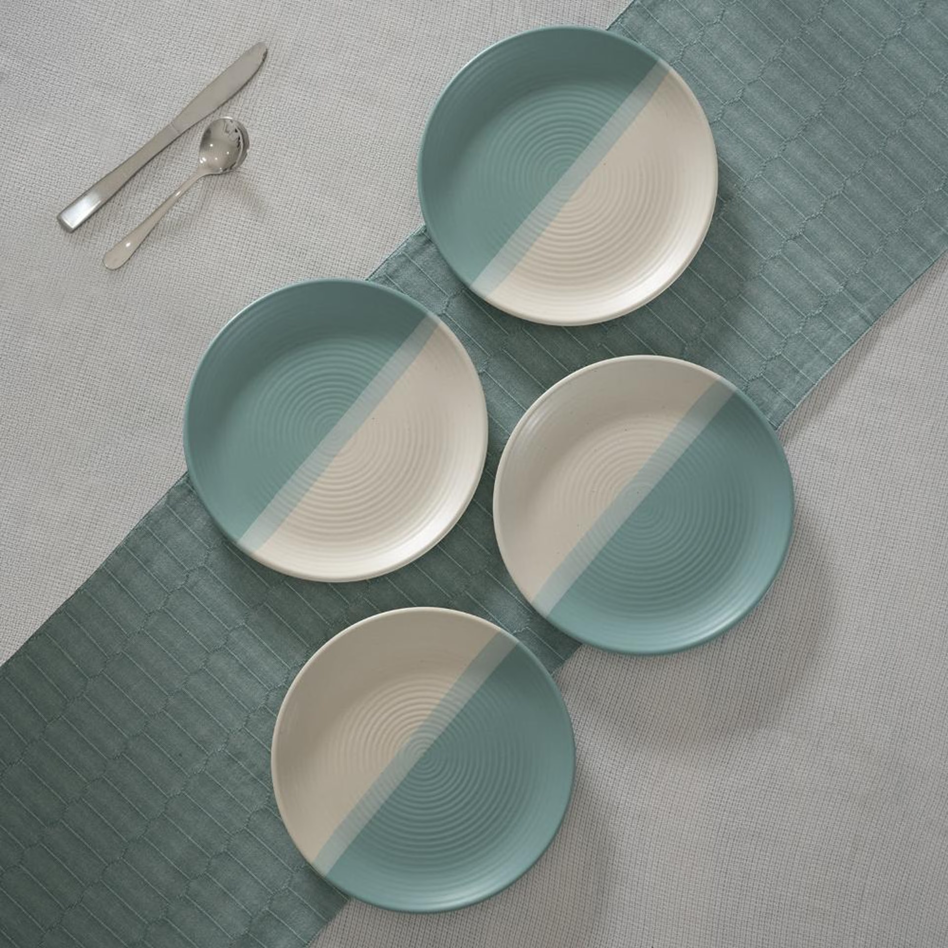 Premium Dinner Plates | Set of 4 | 26 cm | Eco-Friendly Stoneware | Toxin Free | BPA and led Free | Microwave & Dishwasher Safe | Ideal for Gifting | Blue and White Matt | Polychrome Stoneware, Set of 4, Sea Green