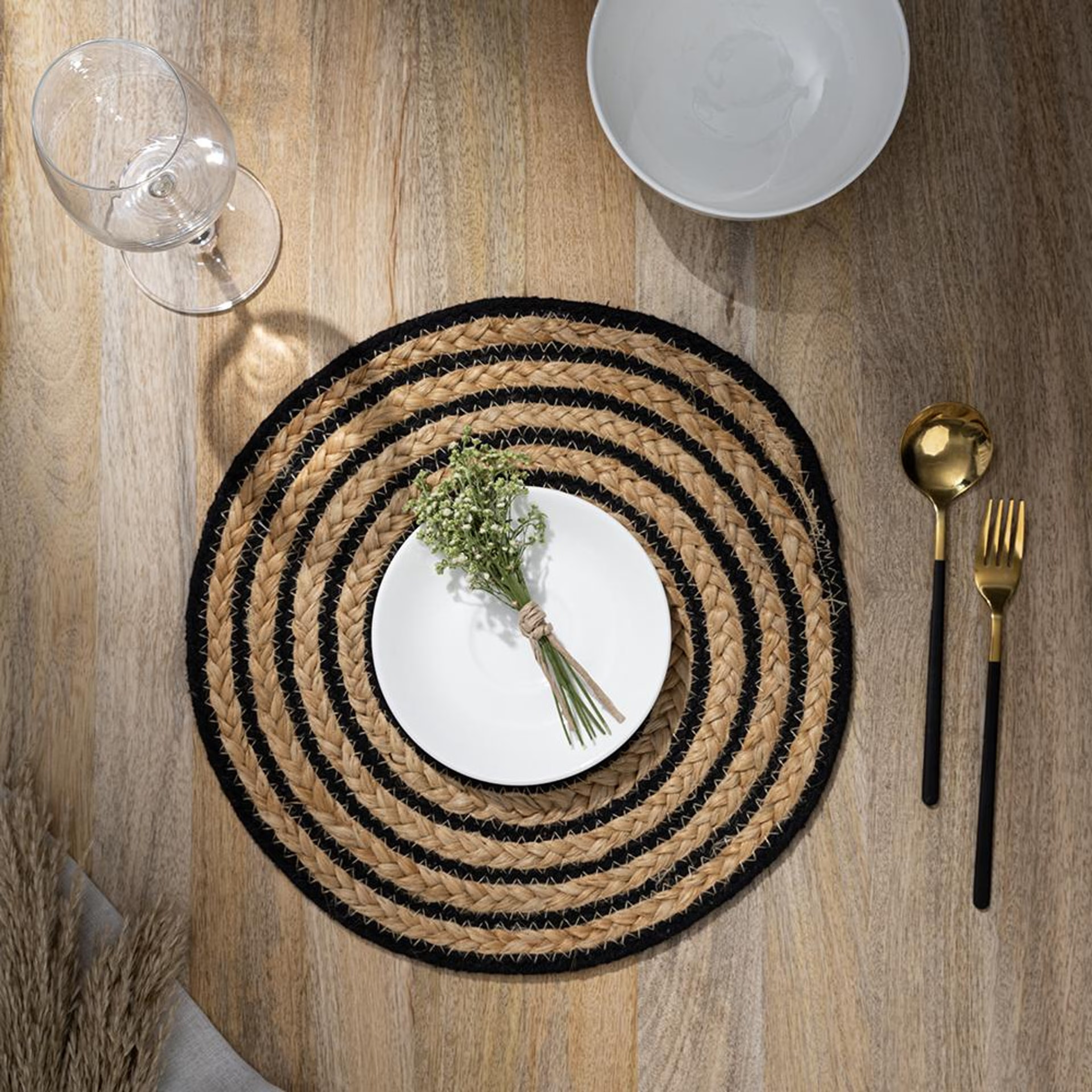 Wakefit Pinwheel Black, Round Jute Dining Table Placemat - Set of 4 Pinwheel Black, Set of 4 2 Wakefit Pinwheel Black, Round Jute Dining Table Placemat - Set of 4 Pinwheel Black, Set of 4