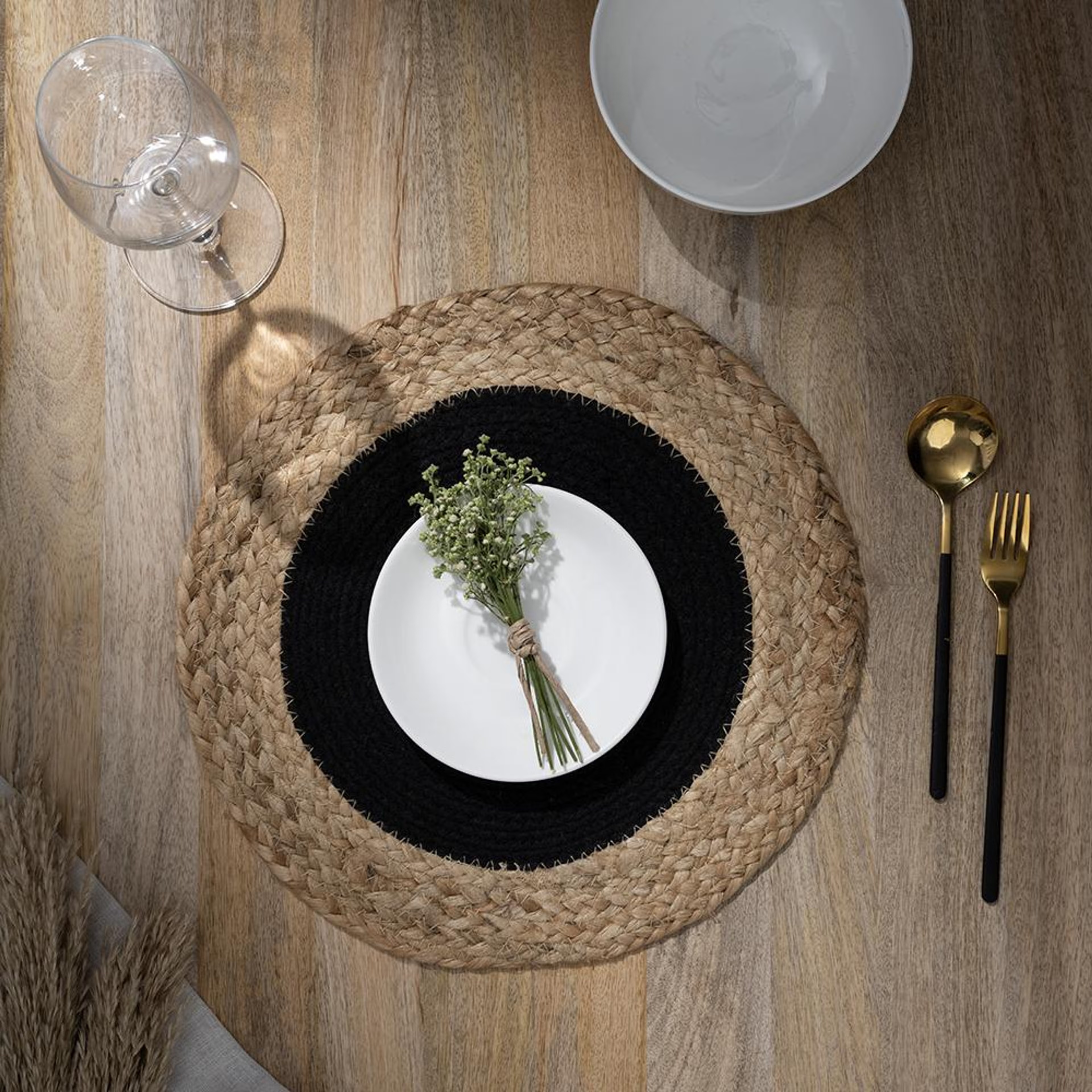 Home 40 Wakefit Mystic Moon Black, Round Jute Dining Table Placemat - Set of 6 Mystic Moon Black, Set of 6