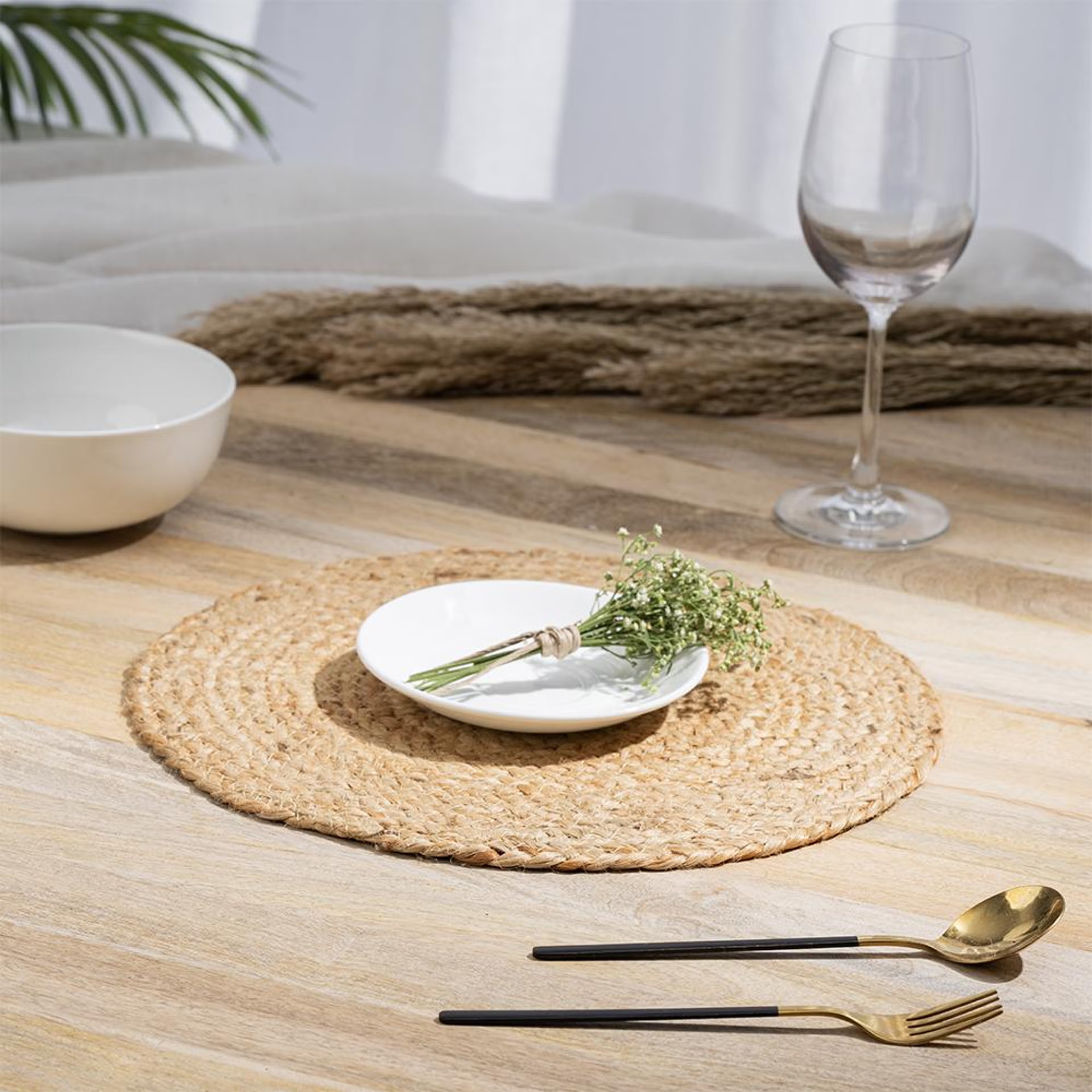 Wakefit Earthy Moon, Round Jute Dining Table Placemat - Set of 4 Earthy Moon, Set of 4