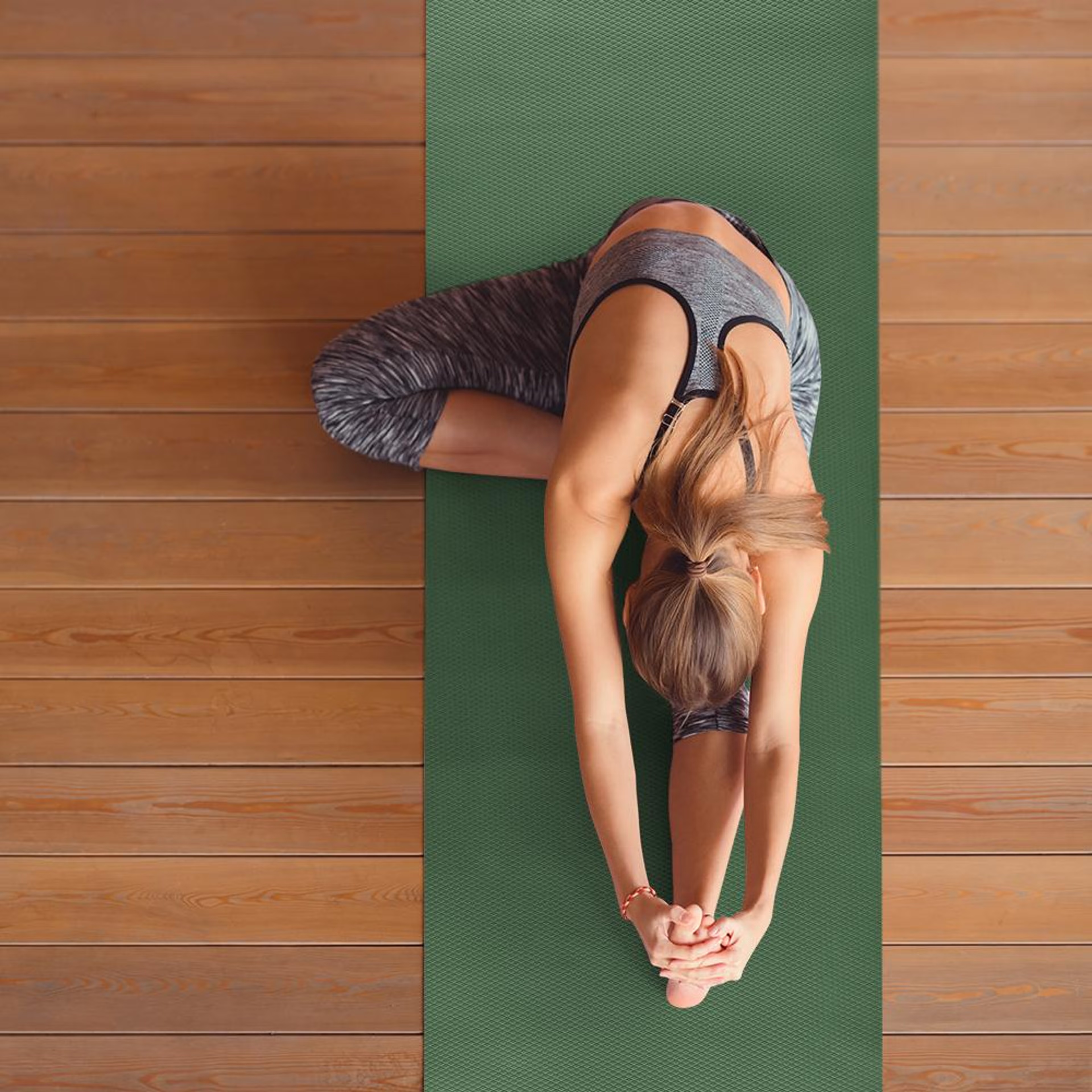 Wakefit Yoga&nbsp;Mat&nbsp;| Anti Slip Single Layered | 72 X 24 inch | 4 mm Thick | Army Green Asana | With Strap 4 MM, Army Green
