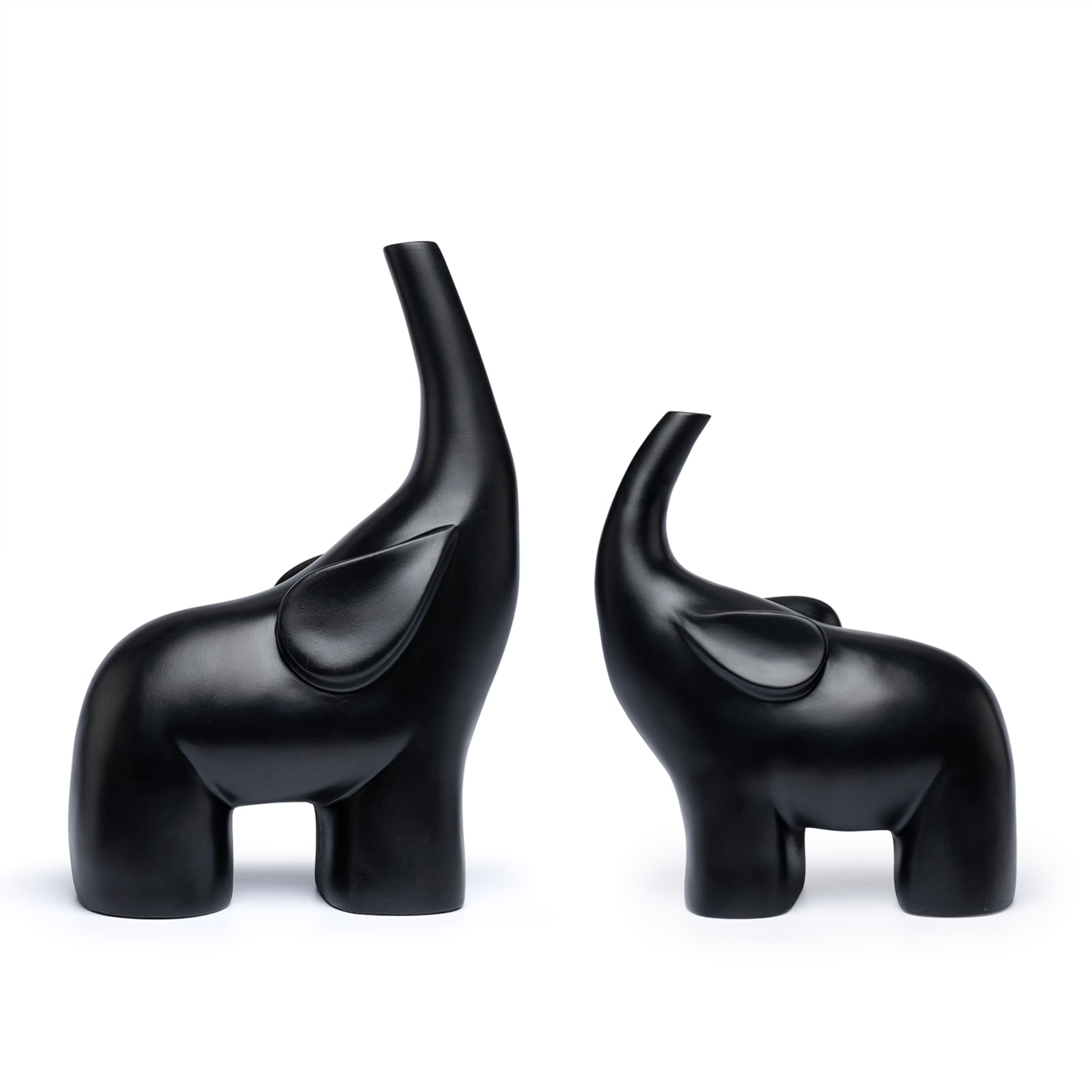 Wakefit Royal Tuskers Figurine Polyrasin, Set of 1