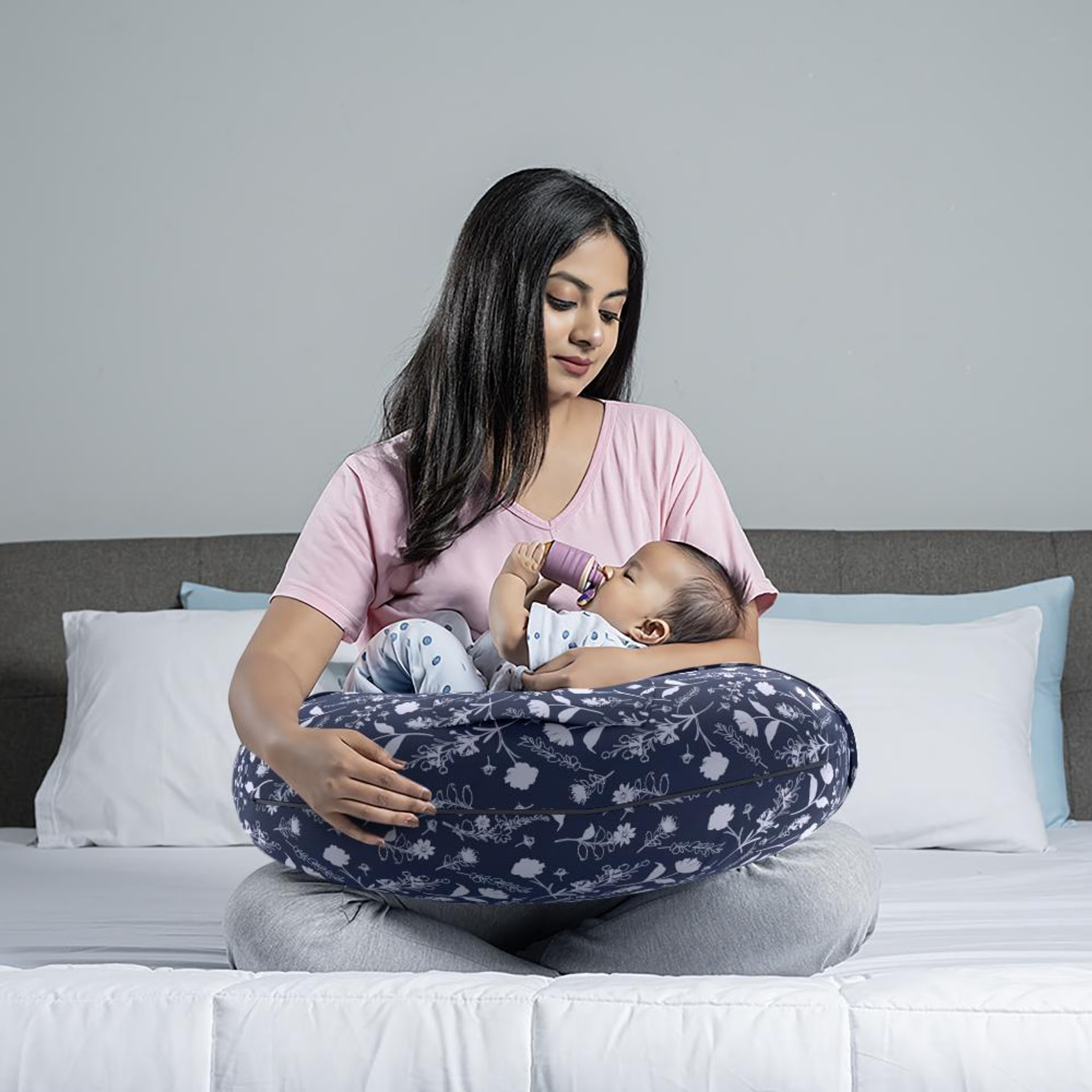 Nursing Pillow For Feeding & Baby Care | 100% Cotton & Machine Washable Cover | Evelyn Advanced, Cotton, Evelyn